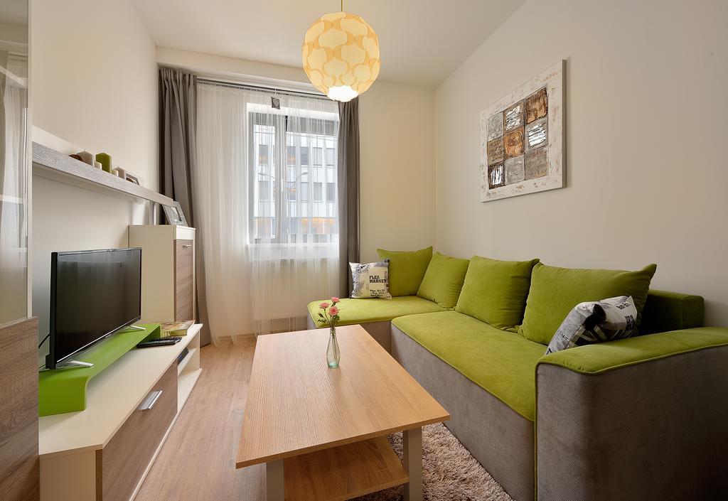 Charming & Cozy Ambiente Apartments Pozsony Kültér fotó