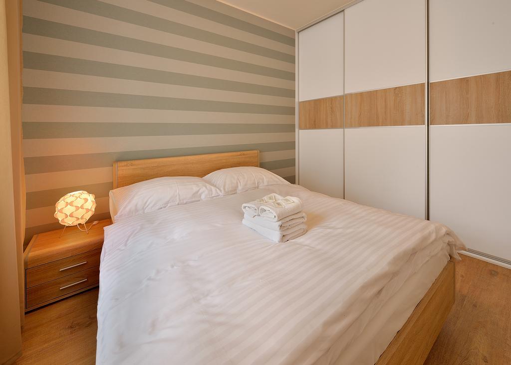 Charming & Cozy Ambiente Apartments Pozsony Kültér fotó