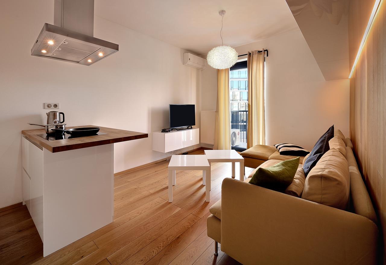 Charming & Cozy Ambiente Apartments Pozsony Kültér fotó